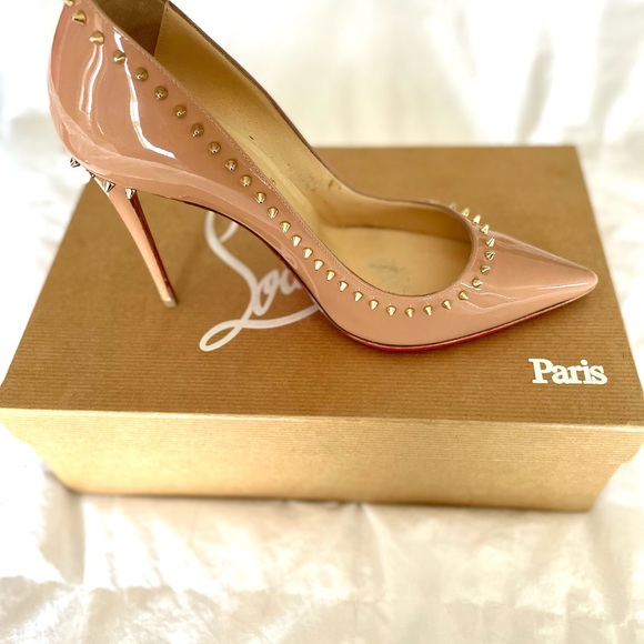 Louboutin Anjalina 100 patent, Nude/light gold, size: 36.5. - Picture 11 of 16